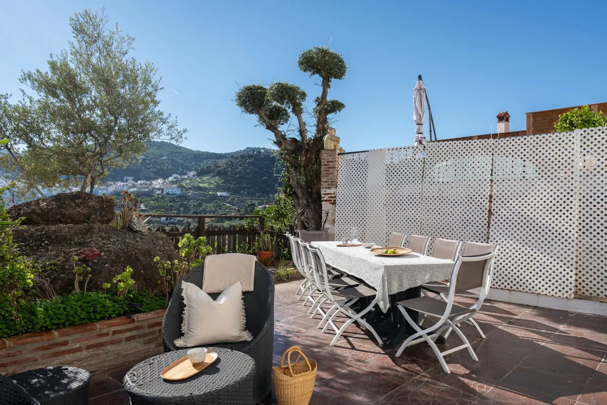 Charming Andalusian Retreat in Monda