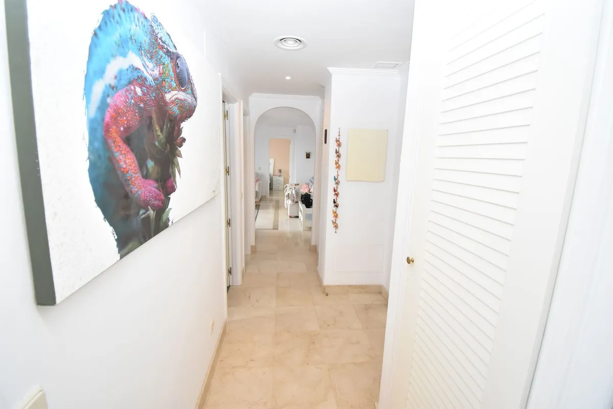 64f52f95-5b7b-46b3-8547-56e41021f111