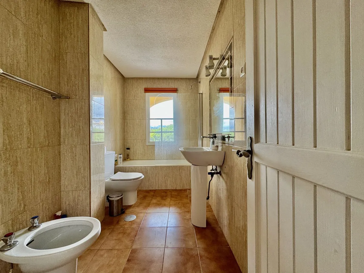 5216c67a-e8fe-461d-9eee-1c09dc1766e1