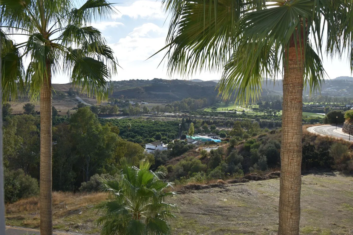 0742b1b6-dbe4-49aa-a623-021cc7fd453a