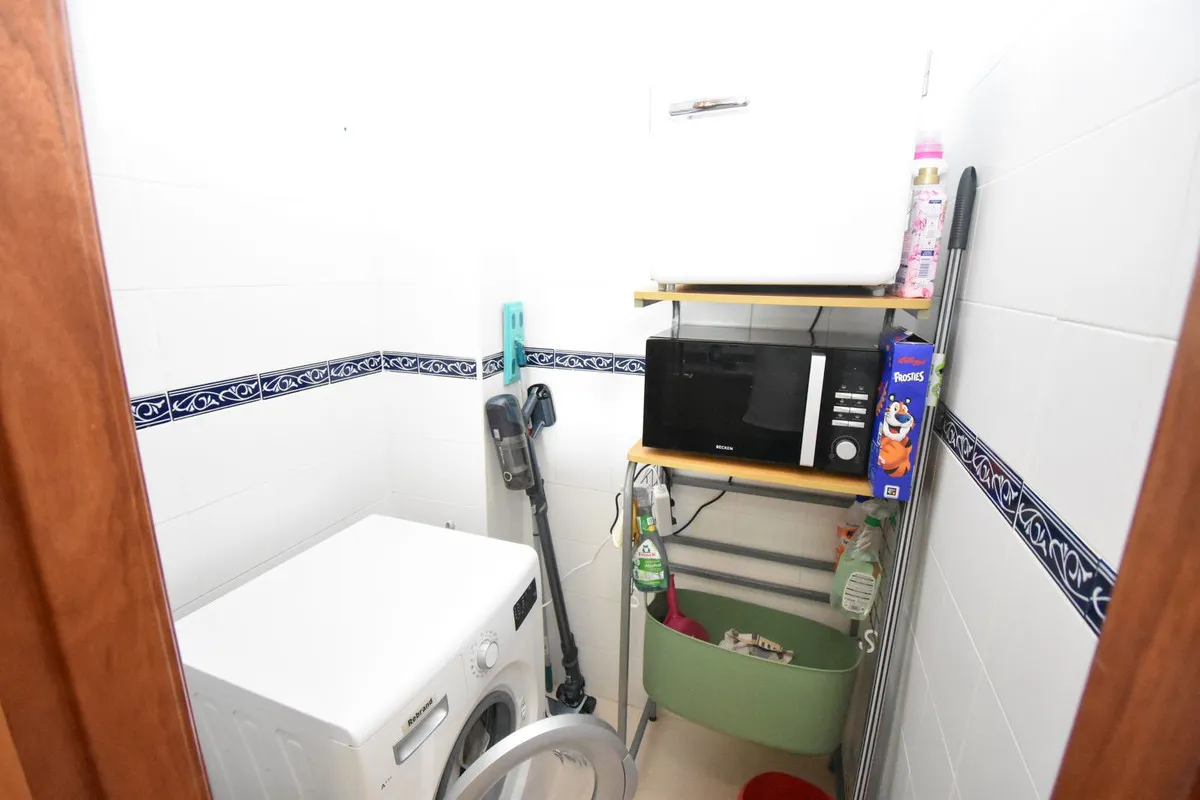 9849a6fb-d9fd-42f2-a1a2-e008d0ebd8ec