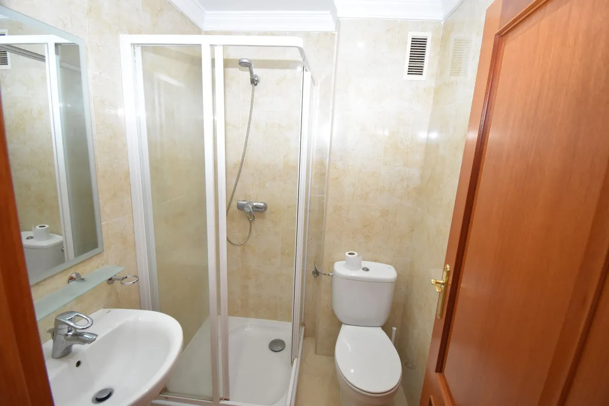 b990f5b5-ea62-4462-8ddf-d7632dd28f92