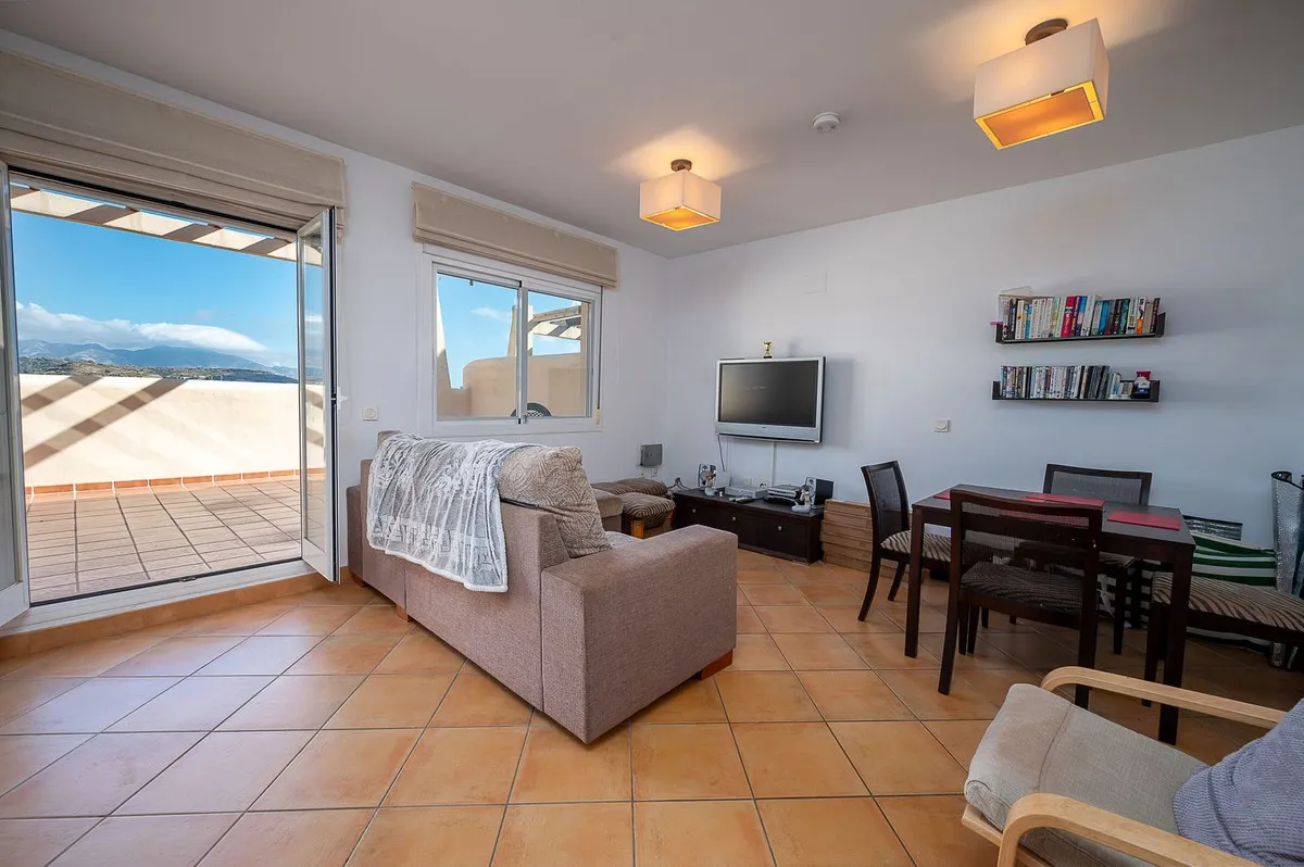 5e94a72c-71c5-439e-a3e0-80bec28db7b6