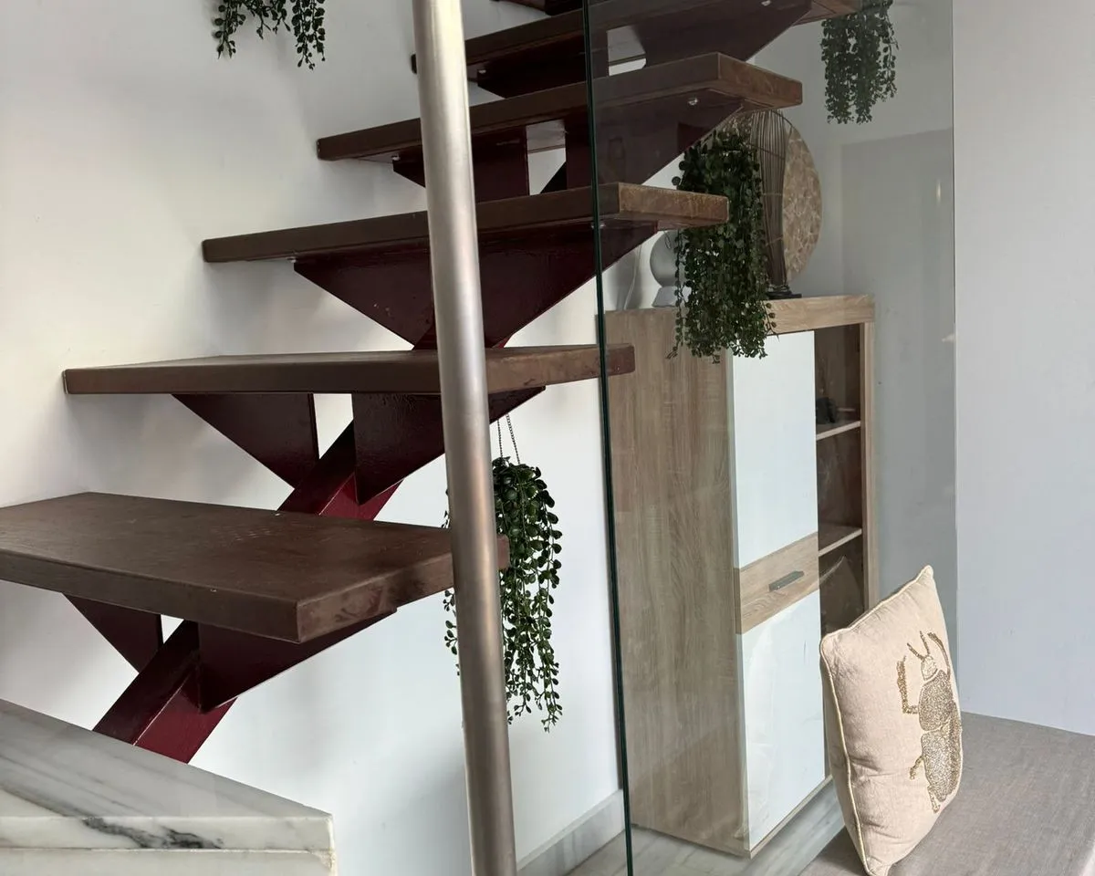 4ea62d1b-3117-4ed8-927e-c0c52e3c71b0