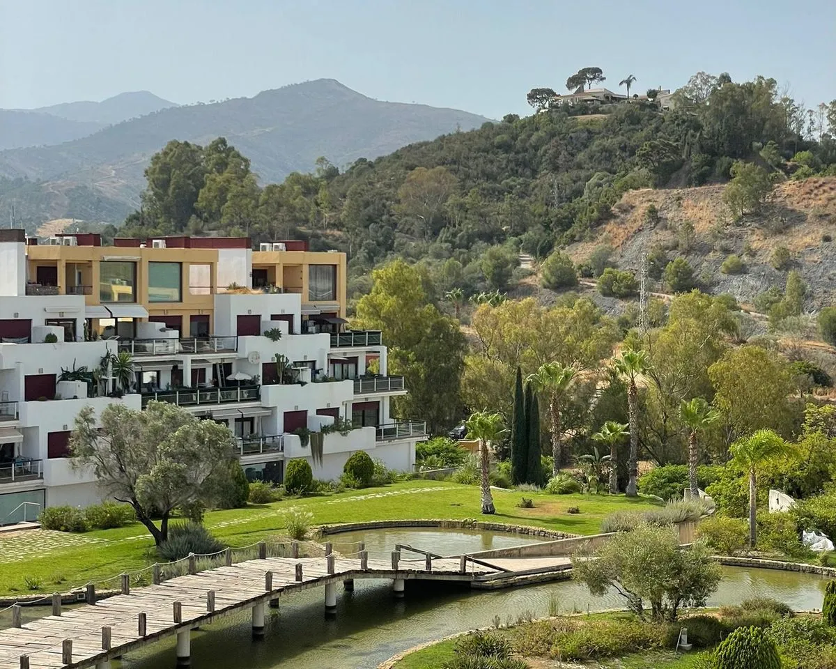 e5de2717-07ad-4632-9676-d3bb4e7c2c9d