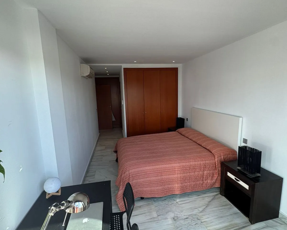 ef122525-f0b3-4f1d-b81d-2e48734b4614