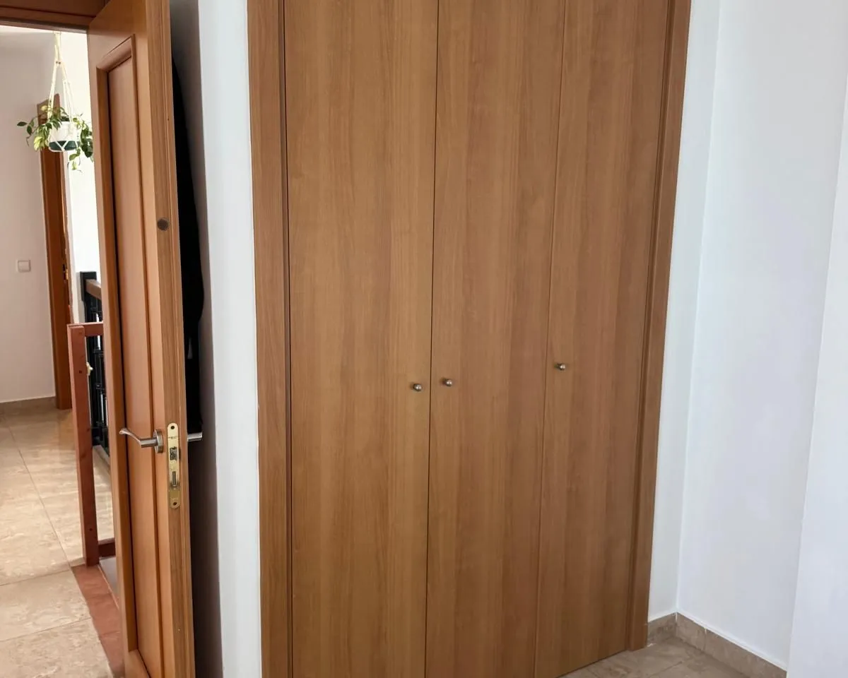 a9abcfa2-eb6f-4be9-b3af-c88340981b14