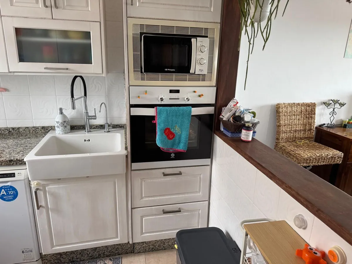 e0762f8f-75a5-4139-baf1-21037f732841