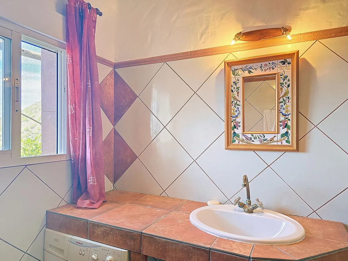 21389a5b-3449-4a76-a839-23bcc430e08d