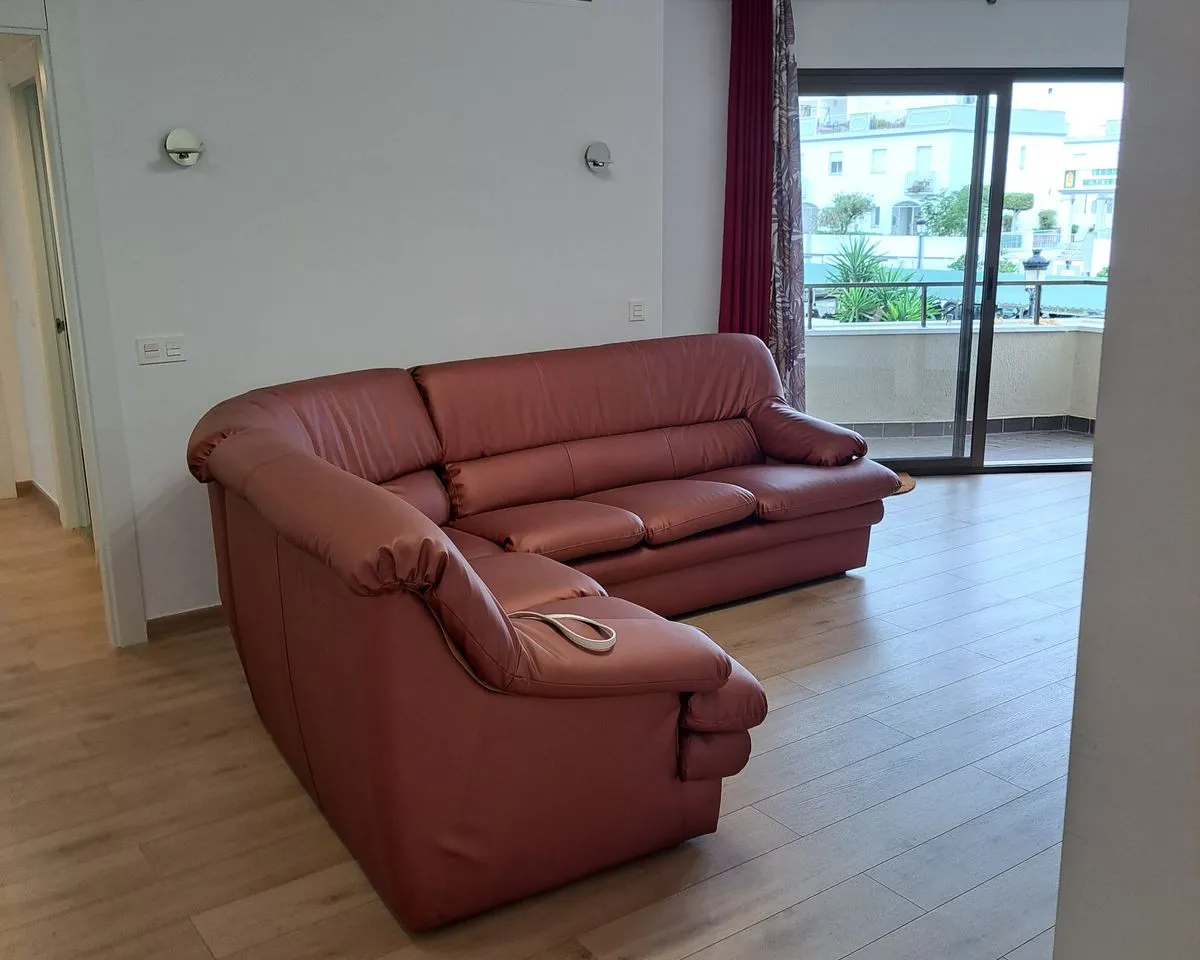 371cf7c1-7b3d-4996-a869-92a7c4d283d3