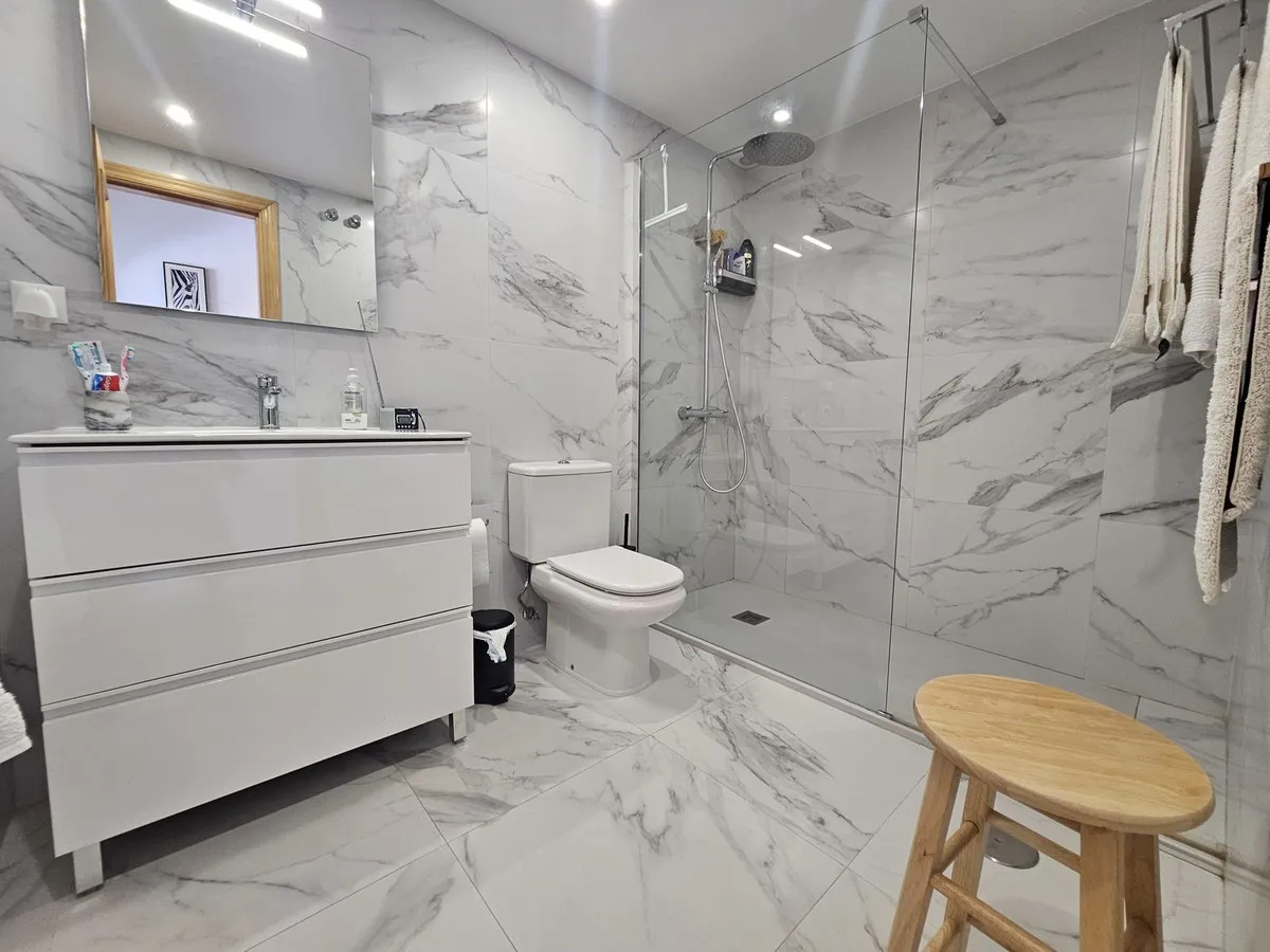 0d4e0bc7-d4f0-4ac4-8e52-527c9be80b0b