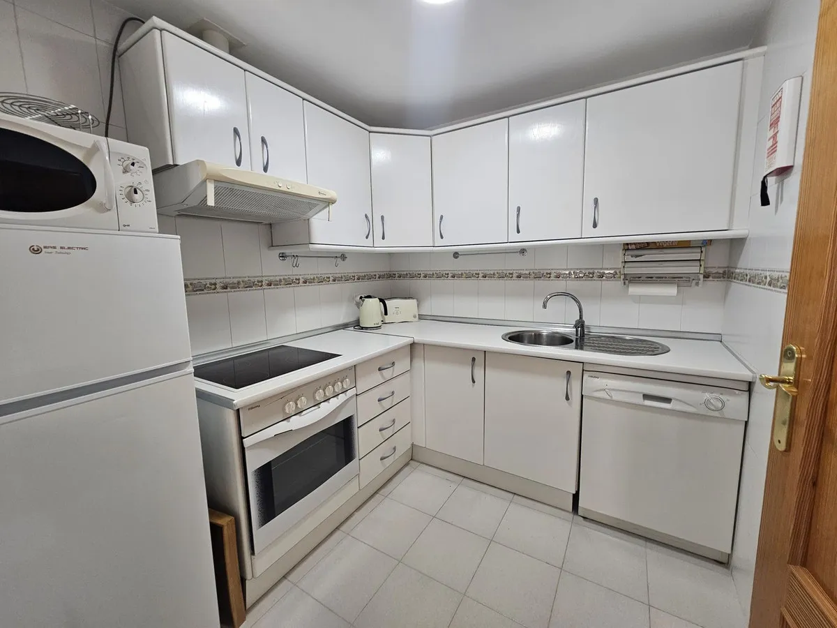 21313b24-0e03-47d4-8b1e-acf75c20f713