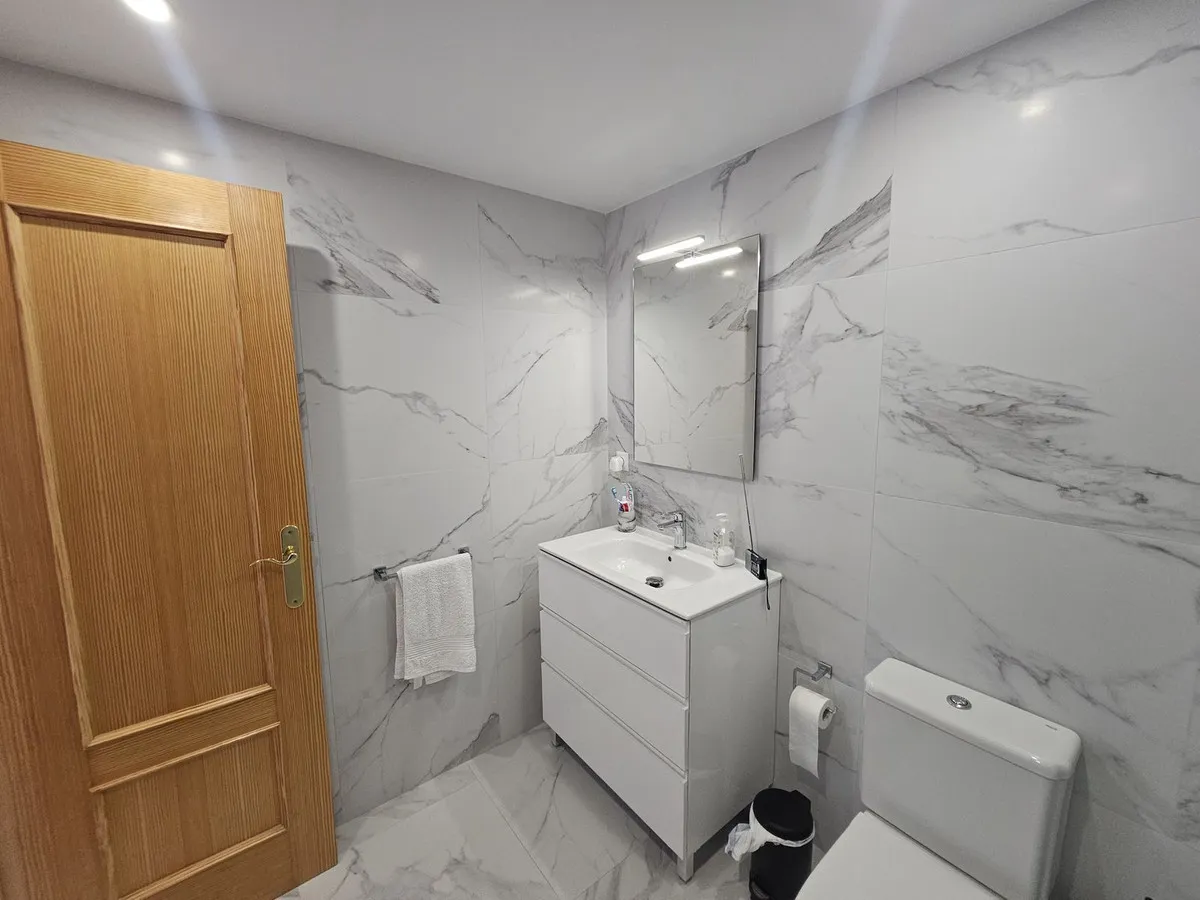 ad4ed8c7-dcf0-4ee4-a523-1c12fc0eeaa0