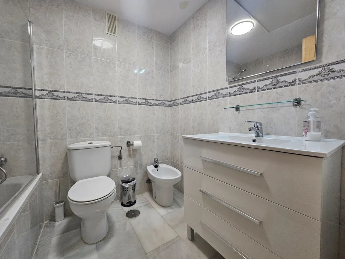 b271f212-a2aa-4e49-9ebd-7dc7156a9976