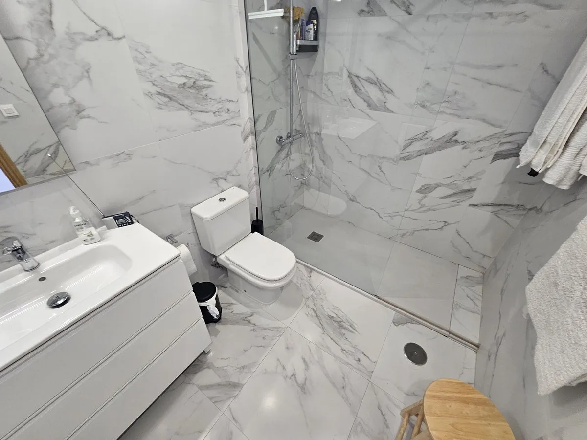 de2eb136-bcc4-40f2-aff7-58534480d1e3