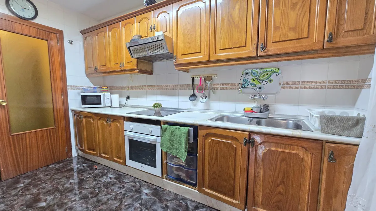 07bcb4b6-3db6-4121-bf80-3cb9527fb005