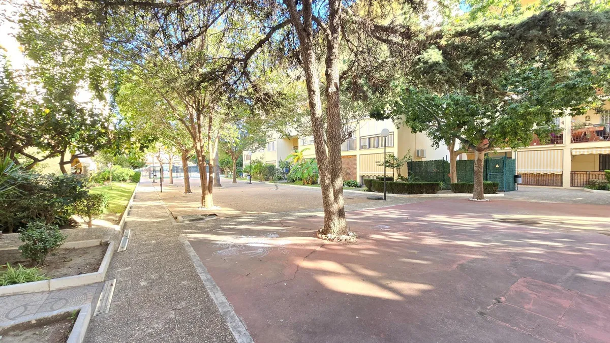 4f3fea53-3055-4024-8cda-991ca246e793