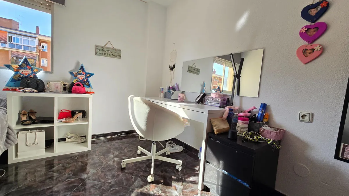 6f0e858d-26bd-4284-8dd4-cd87499a47e6