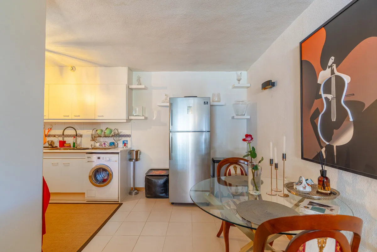 62046b0f-363a-484d-820a-9751bb4d4a16