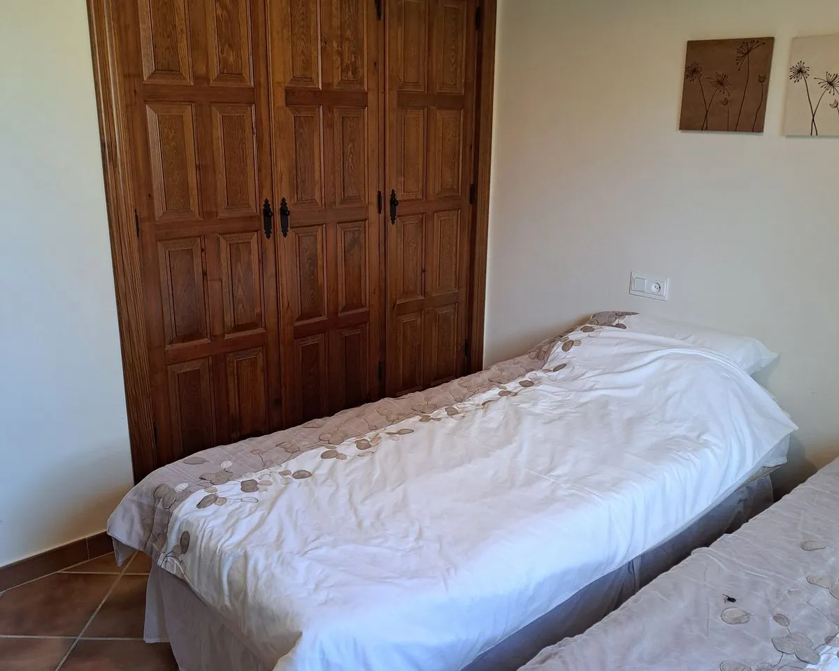 6825c519-e708-40fe-8d54-b6310d11b3ae