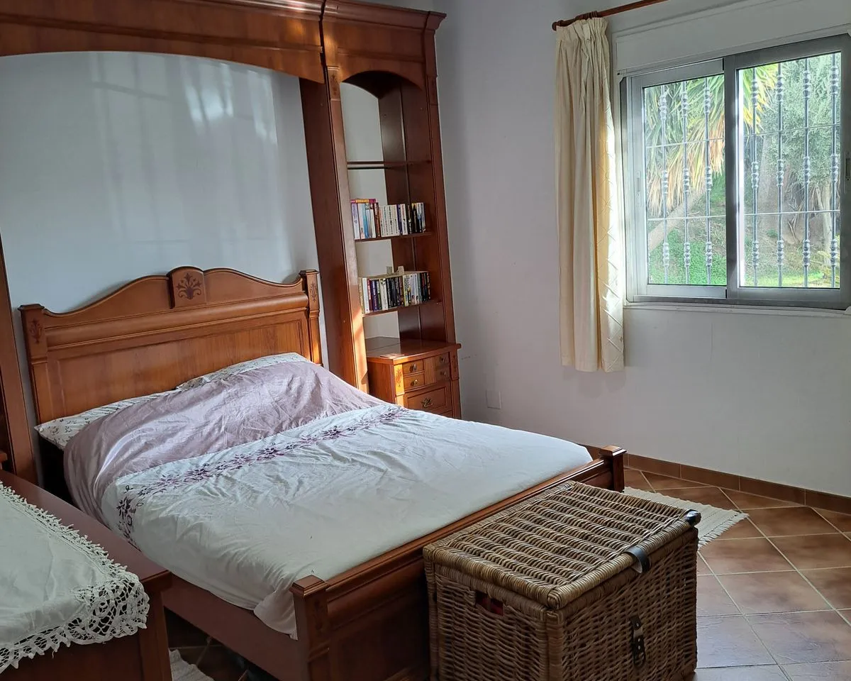 6e366295-3e40-459e-b852-98debf2a29ed