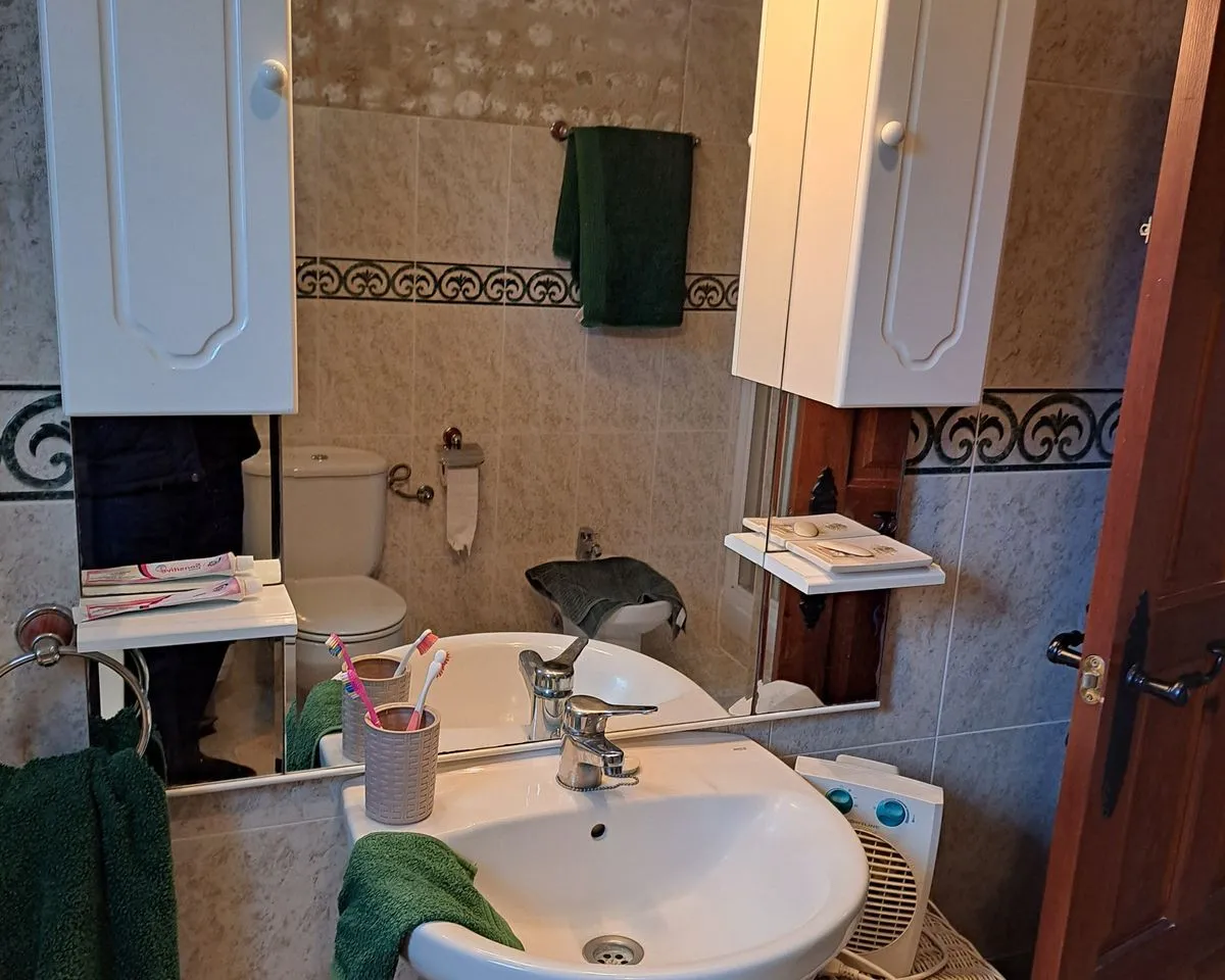 9bf9b4d8-c807-4f06-bf5e-b65110b426d5