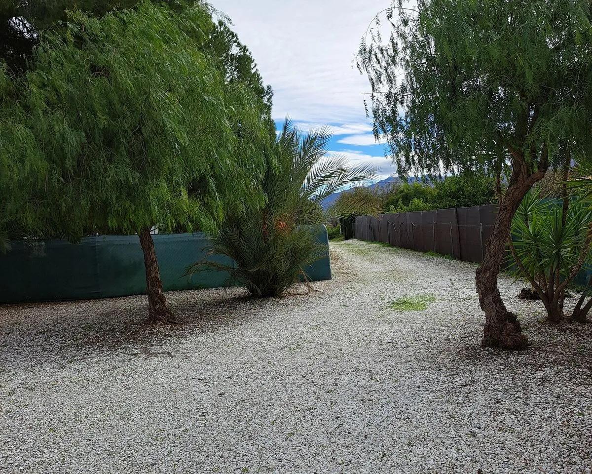 9d6741db-460d-40c9-b6e1-7696875b87e9