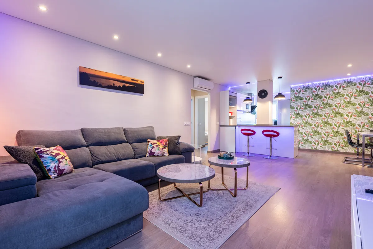 c42fa7fe-acc0-455f-9f7a-f1c0f33b6053