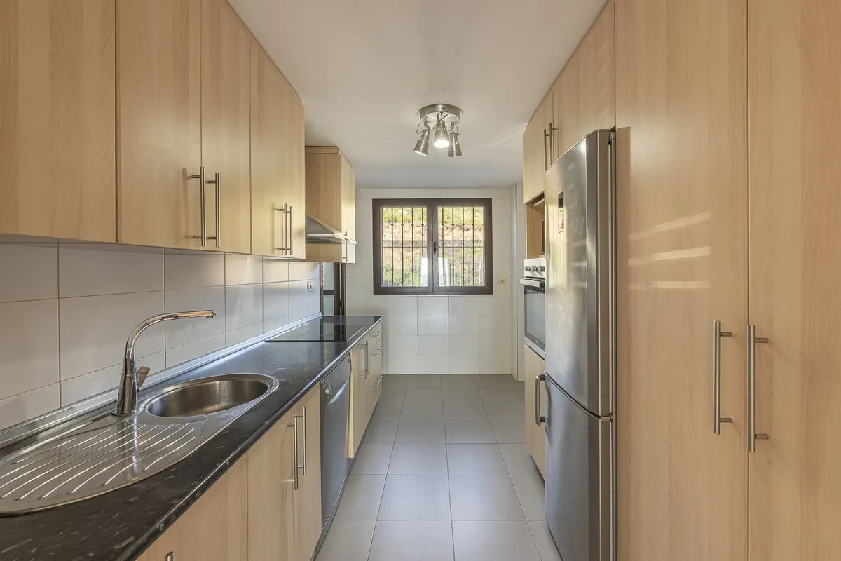 0e46de28-a62d-45c8-b42d-9a827248a383