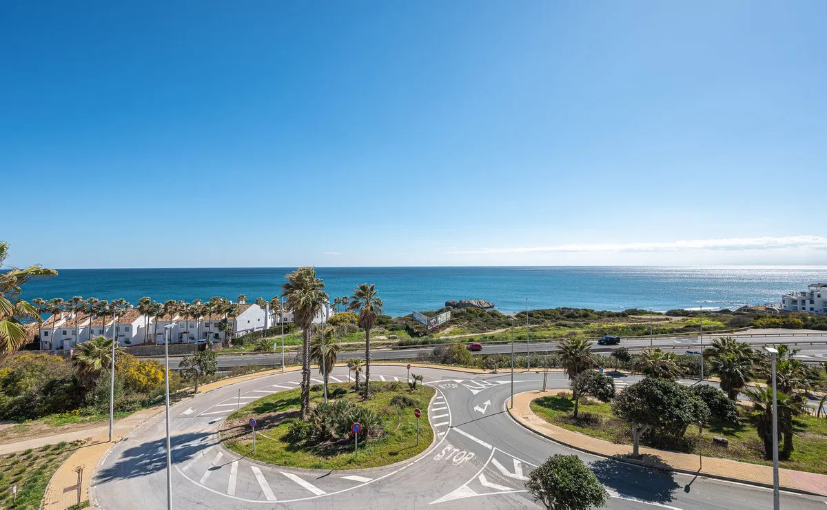 24abfb8e-ff24-46d8-8f4a-96ffc80b7737