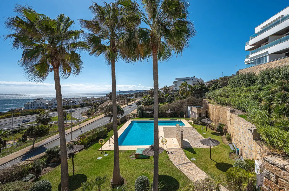 e55b22b2-376a-42ed-8871-db1d1aa733a4