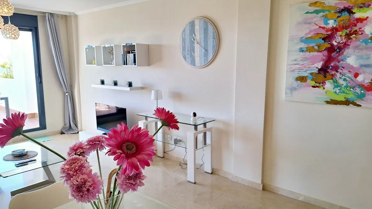 76a6af60-e6cd-430d-a23c-9f9346954714