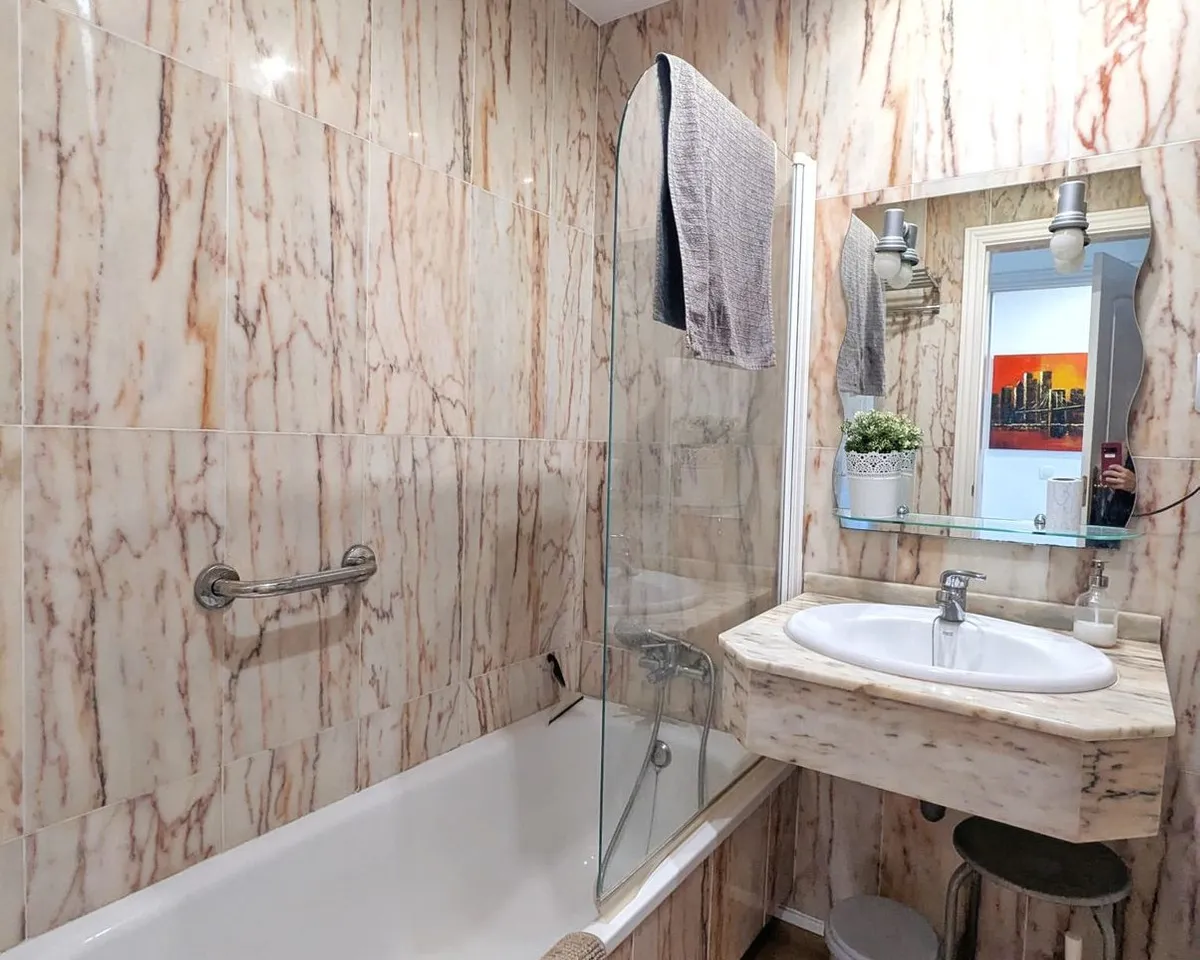 e7cd68be-9d78-4b13-ab26-364017163c6c