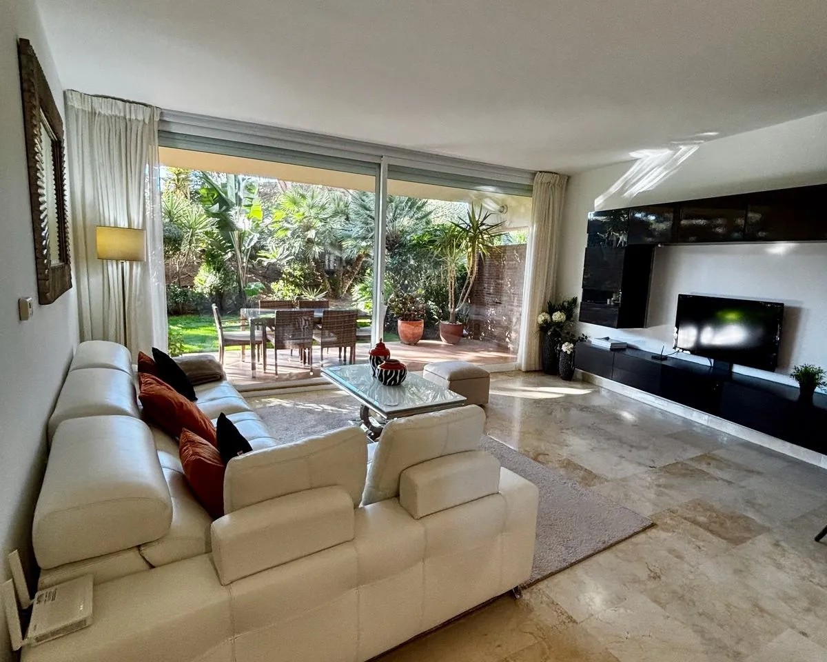 da1847f9-ef4e-4530-b377-18ba9b7ab412