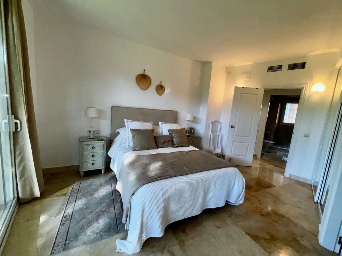 e23a6922-aa24-42b9-9baa-9356c7cf55cc