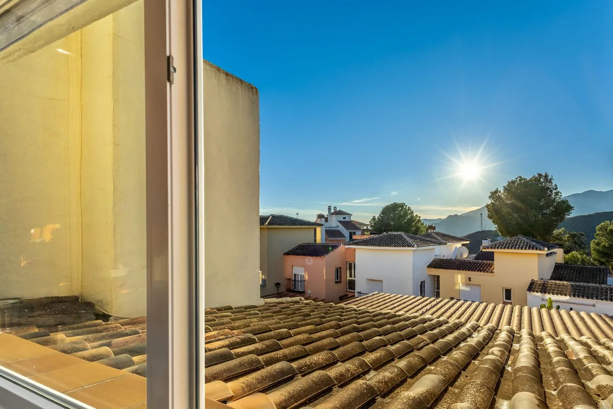 6051cb0f-8c52-4ee5-be6c-016bd6685907