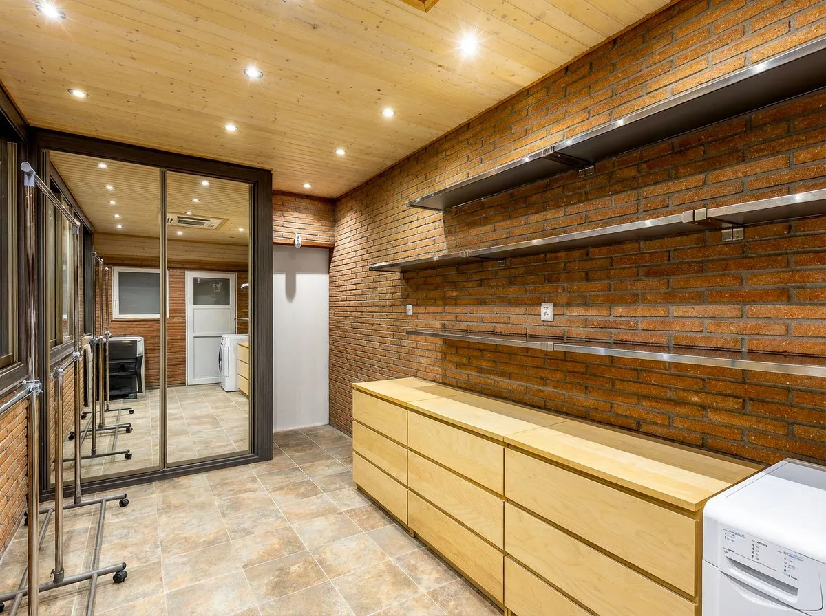 6c19b3cb-4138-4cd2-8779-33c8da2524c2