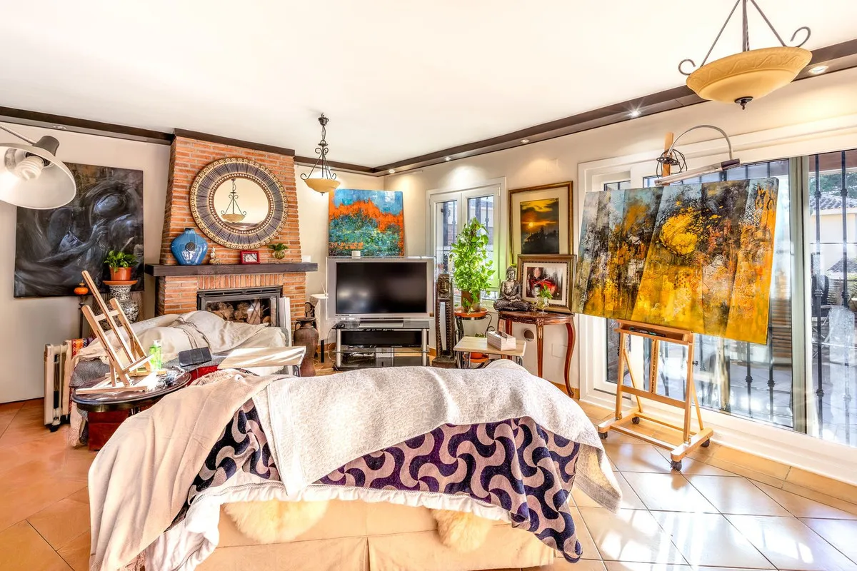 b58ba258-2968-4b5f-b1fd-48b8a6cbdcea