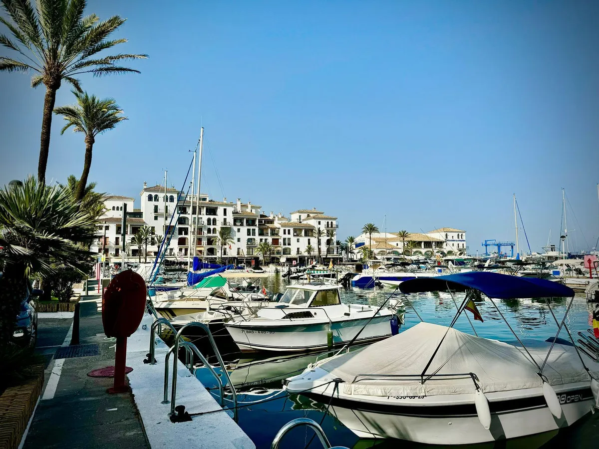 Turnkey Beachfront Gem in Puerto de la Duquesa