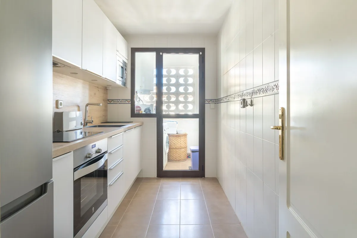 9b6845b5-92e5-41c4-a173-6adef9d18614