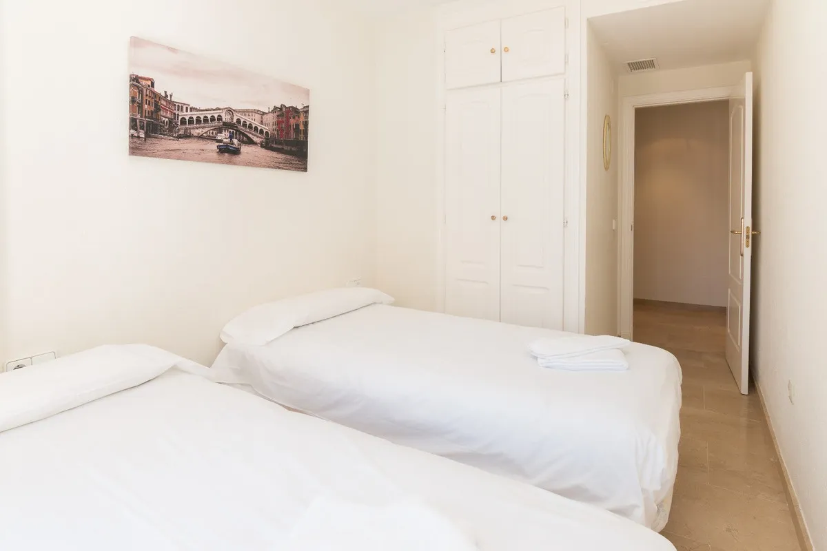 da57325c-8f1a-42d4-aa63-1f09ef42a8de