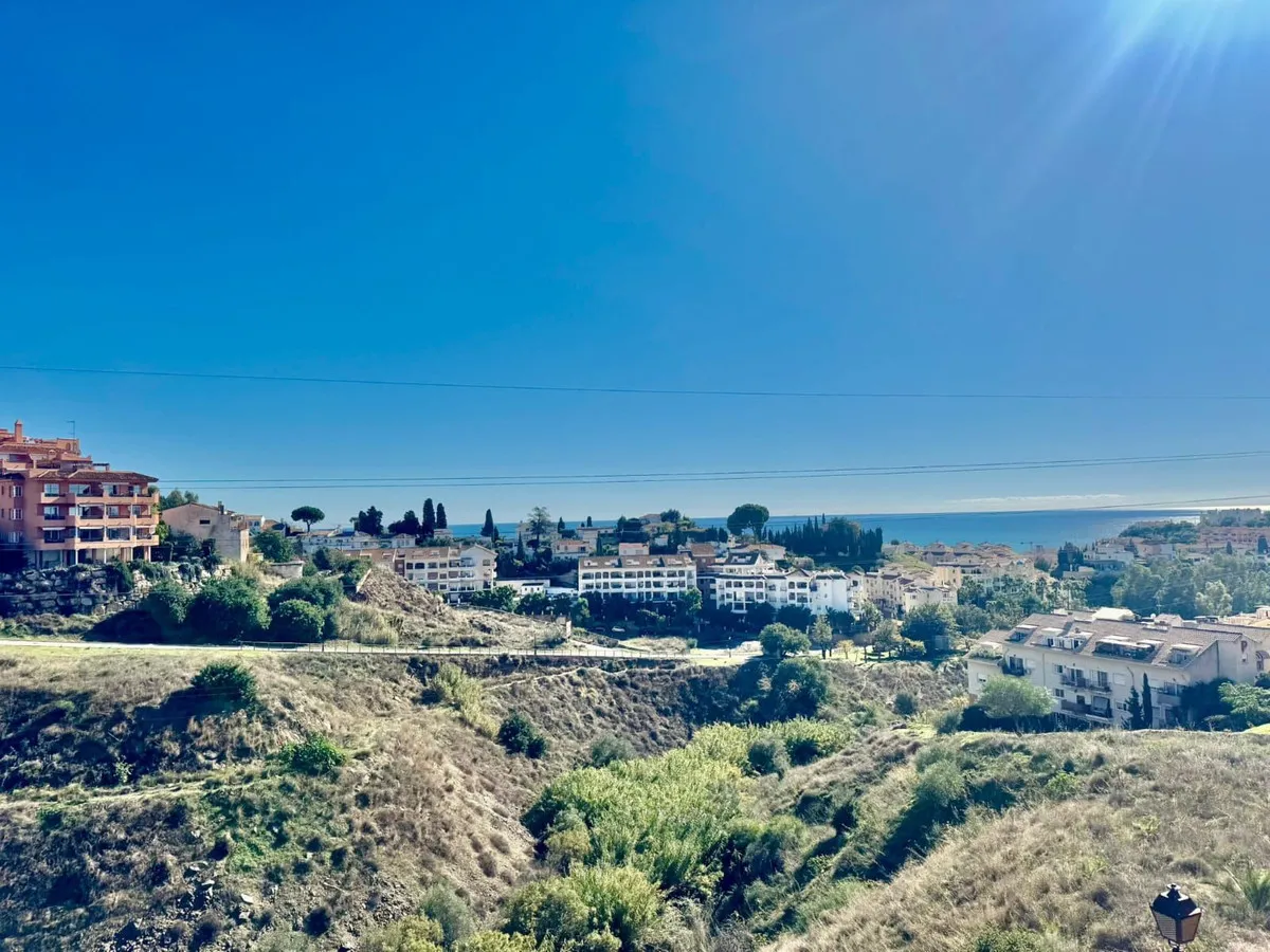 04e49898-9ced-47ad-8d14-012d6f081ecc