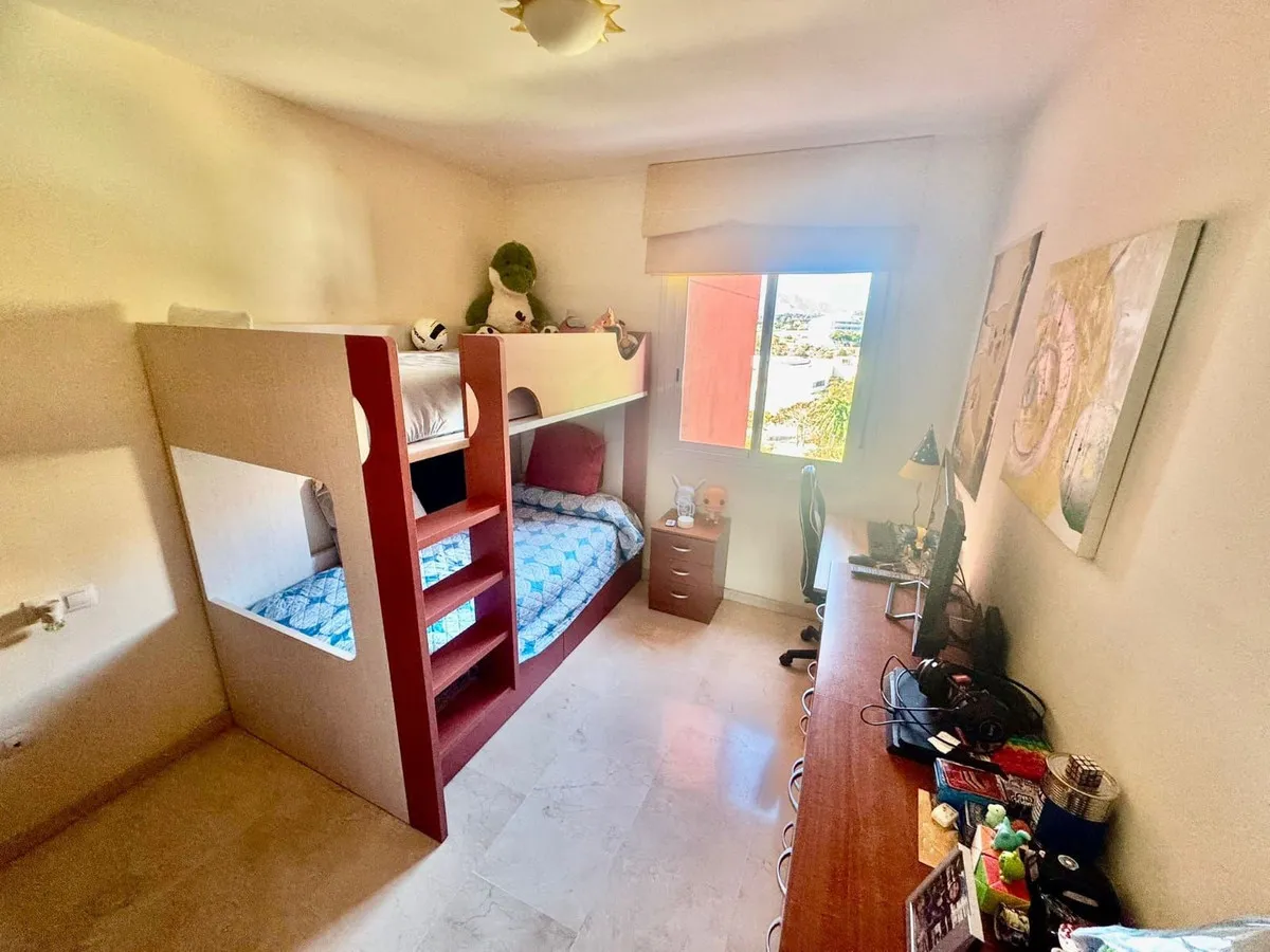 6ccbddd6-6691-4dec-aa25-f77a0a8ff0be