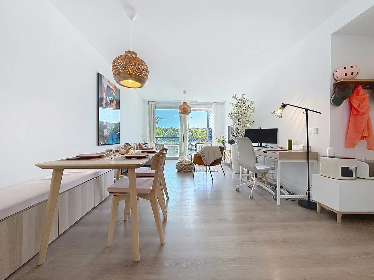 40222d6f-bed3-49af-9cb4-17e495ad5104