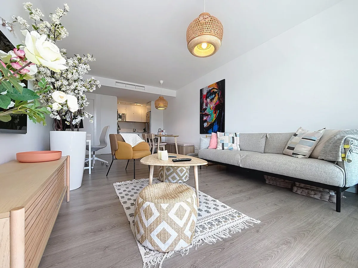 bea85085-93d9-4602-9893-1aca7c8687b3