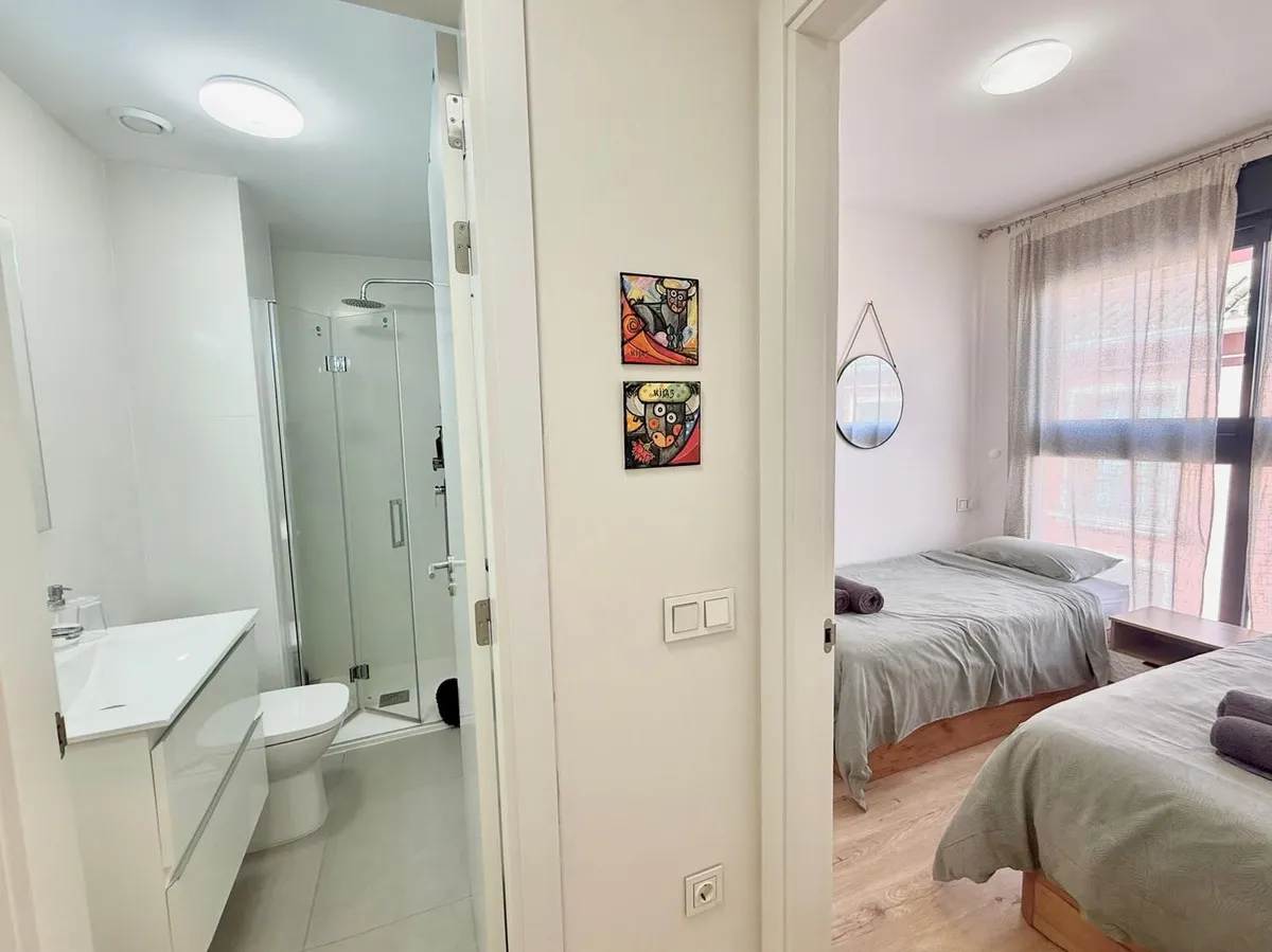 2cef8fff-5e63-444b-baf7-f4e18de479c2