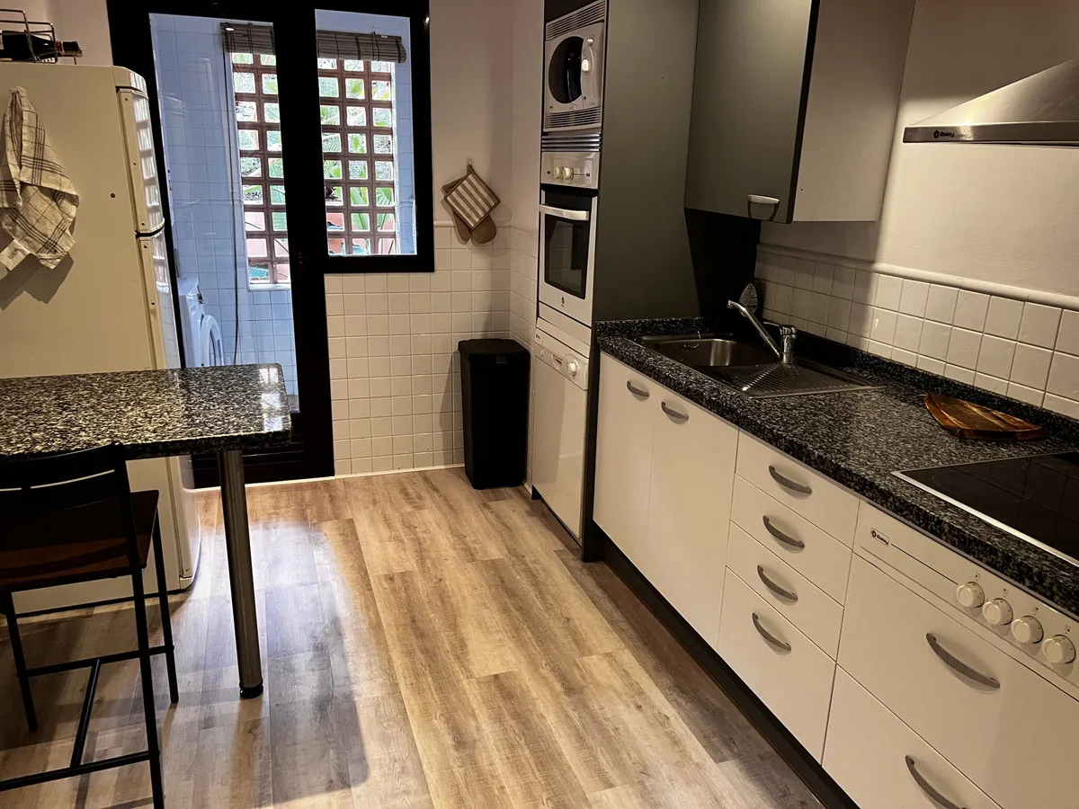 b2c916ae-b653-4fce-b078-0eb3dc9be9a0