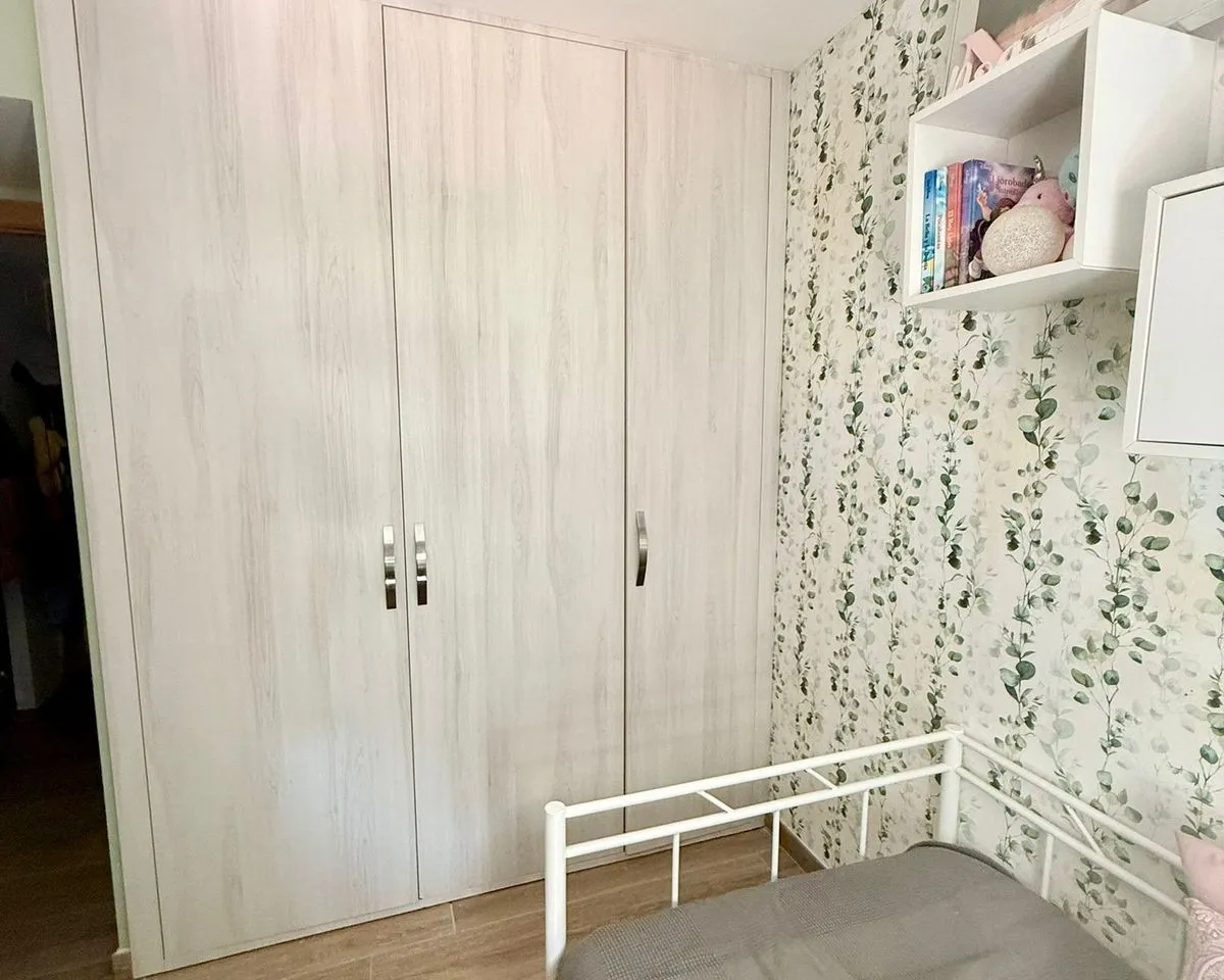 9b9467e1-7e80-491e-9700-4c0d4ad29af1