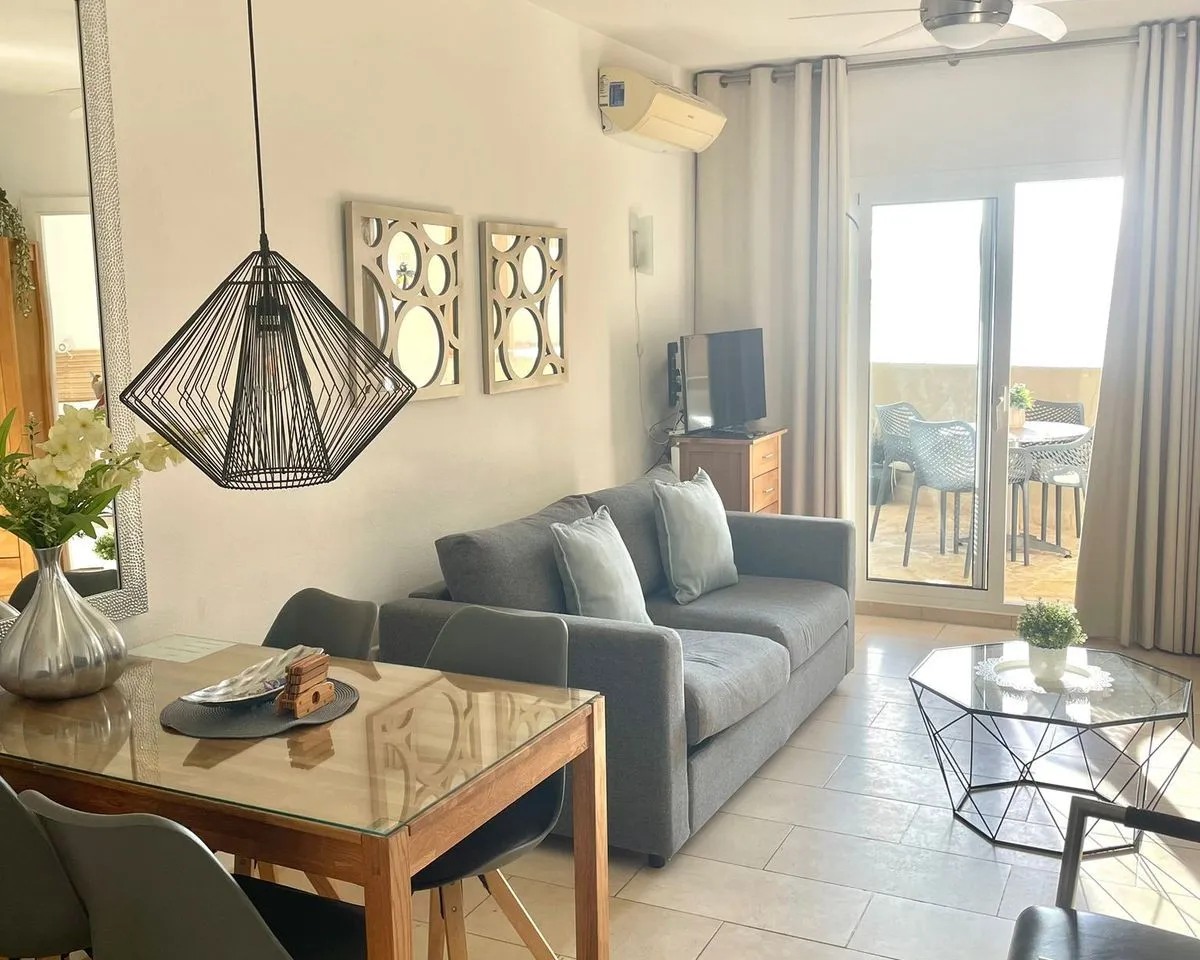 81f9a5de-d097-4a0d-b942-d3f579a53fa0