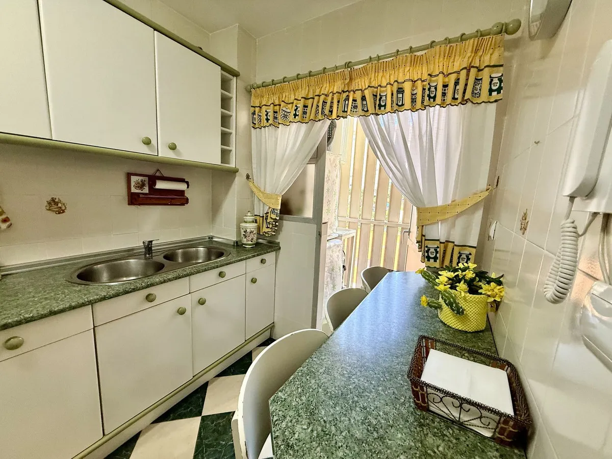 76454d7d-4649-4679-979b-abf40208d20b